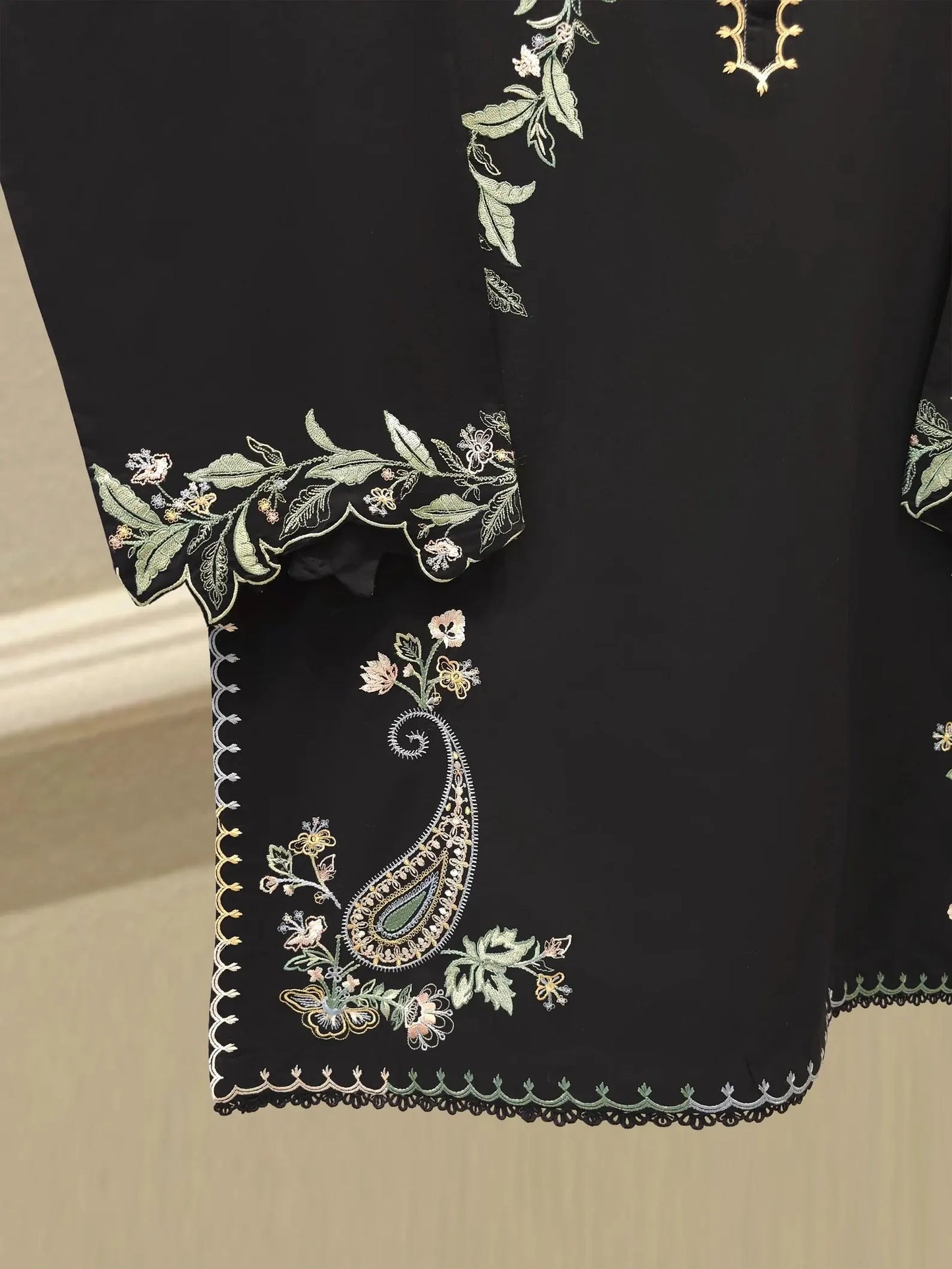 AGHANOOR EMBROIDERED BLACK LAWN SHIRT & PANT