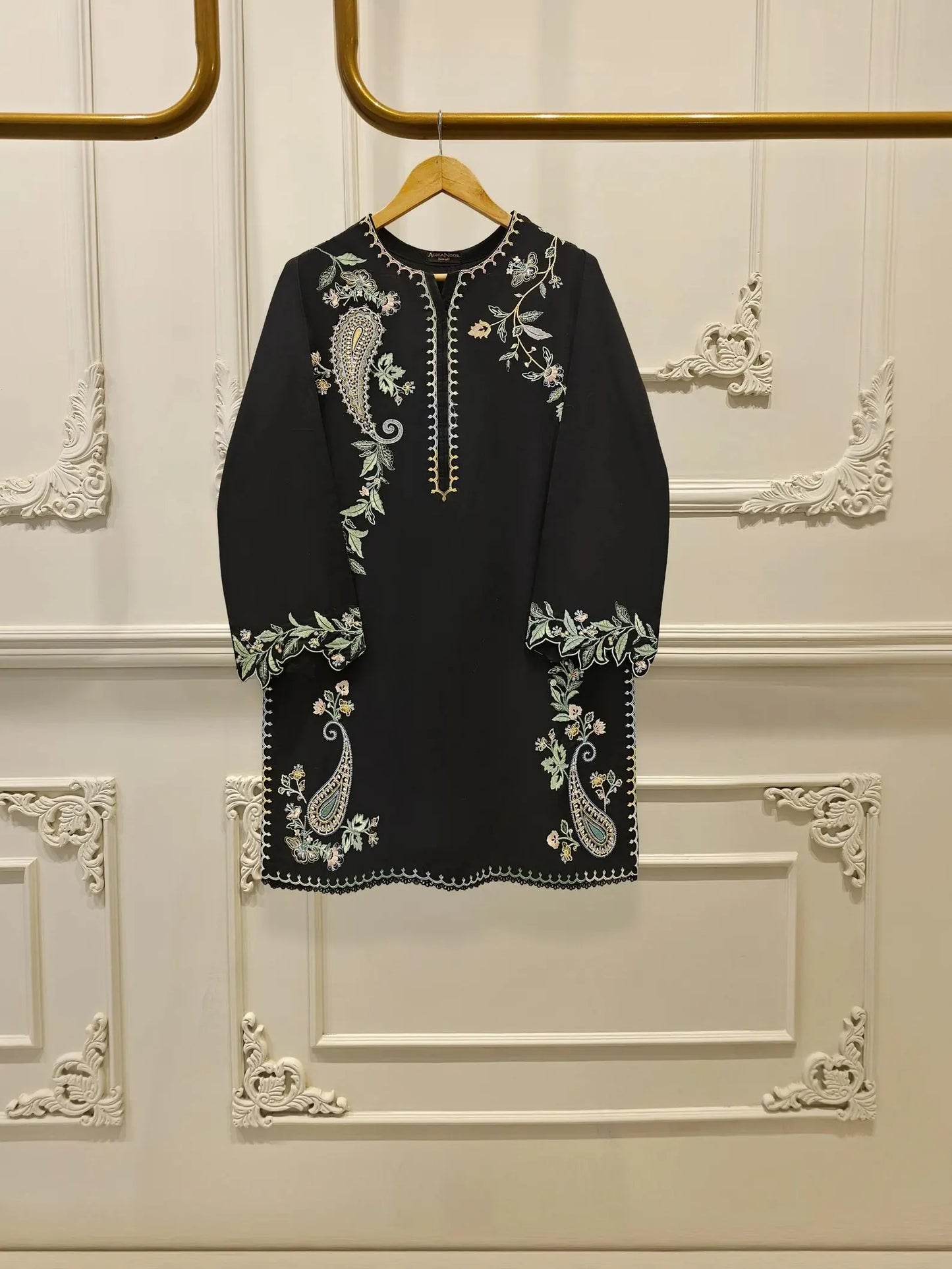 AGHANOOR EMBROIDERED BLACK LAWN SHIRT & PANT