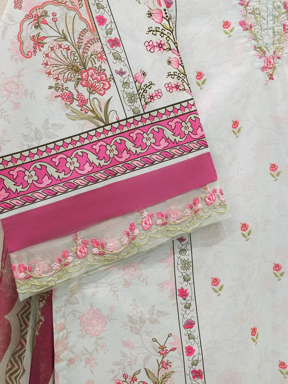 AGHANOOR EMBROIDERED LAWN SHIRT WITH CHIFFON DUPATTA