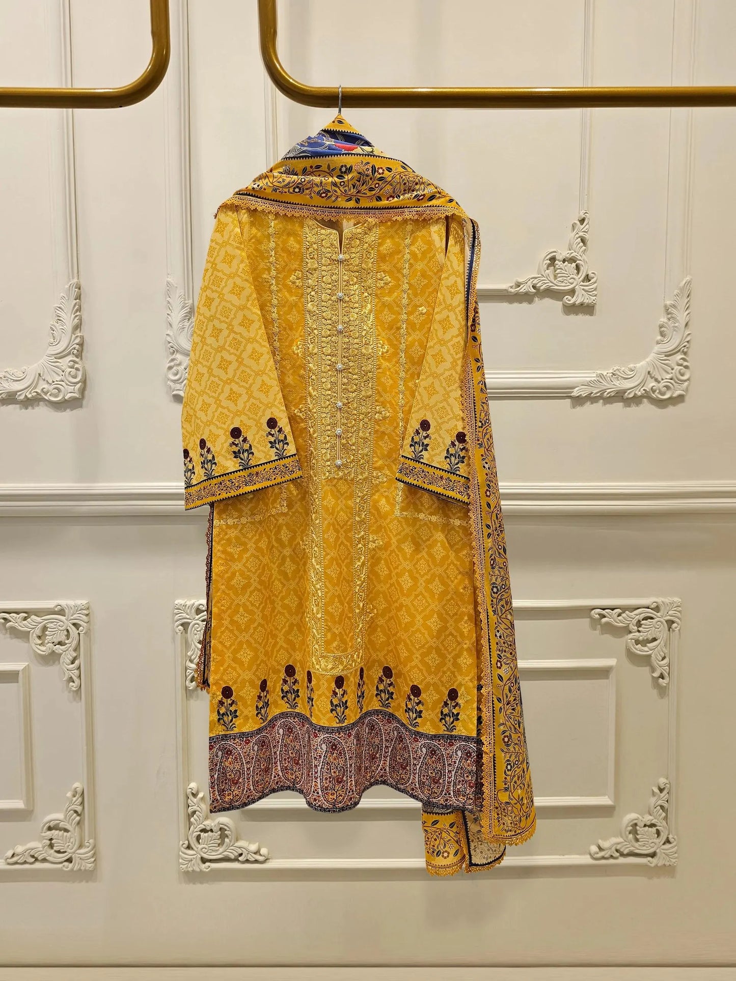 AGHANOOR LAWN 2 PIECE- SHIRT & DUPATTA
